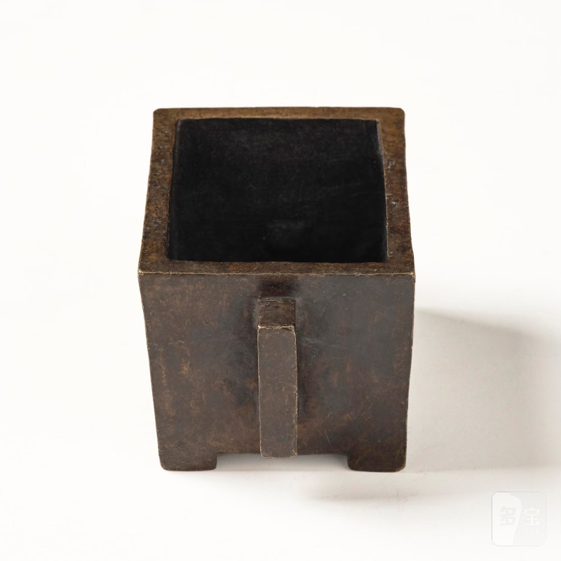 A Rectangular bronze censer with square handles, - 图5